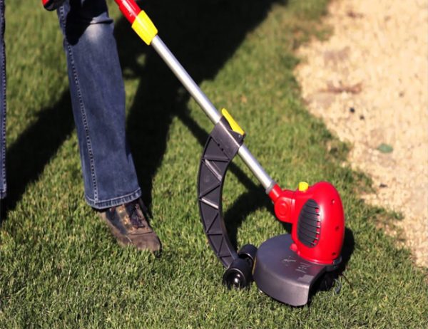 grass trimmer